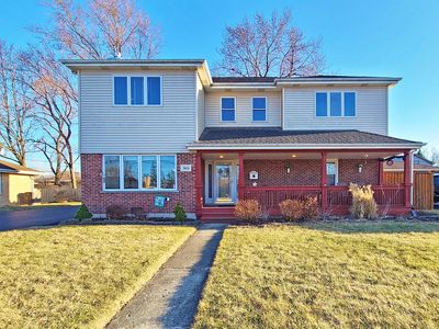 5831 W 109th St, Chicago Ridge, IL, 60415
