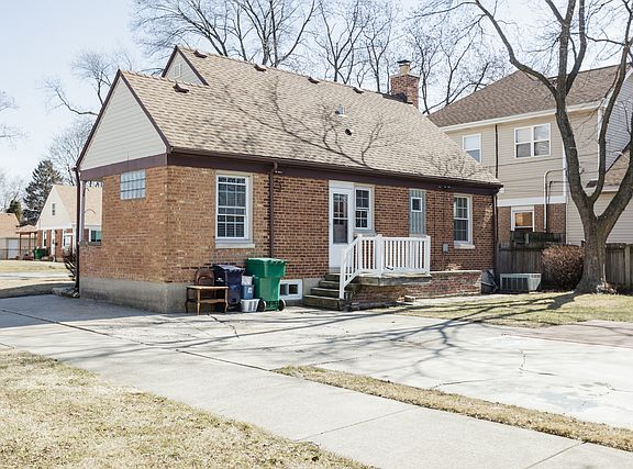 2nd image of 614 Newcastle Ave
