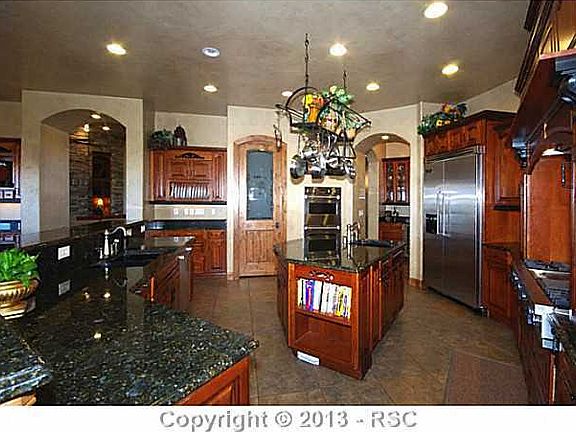 5th image of 9731 Highland Glen Pl