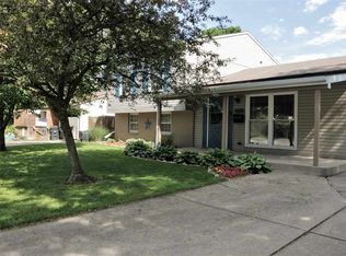 1527 E Ireland Rd, South Bend, IN 46614