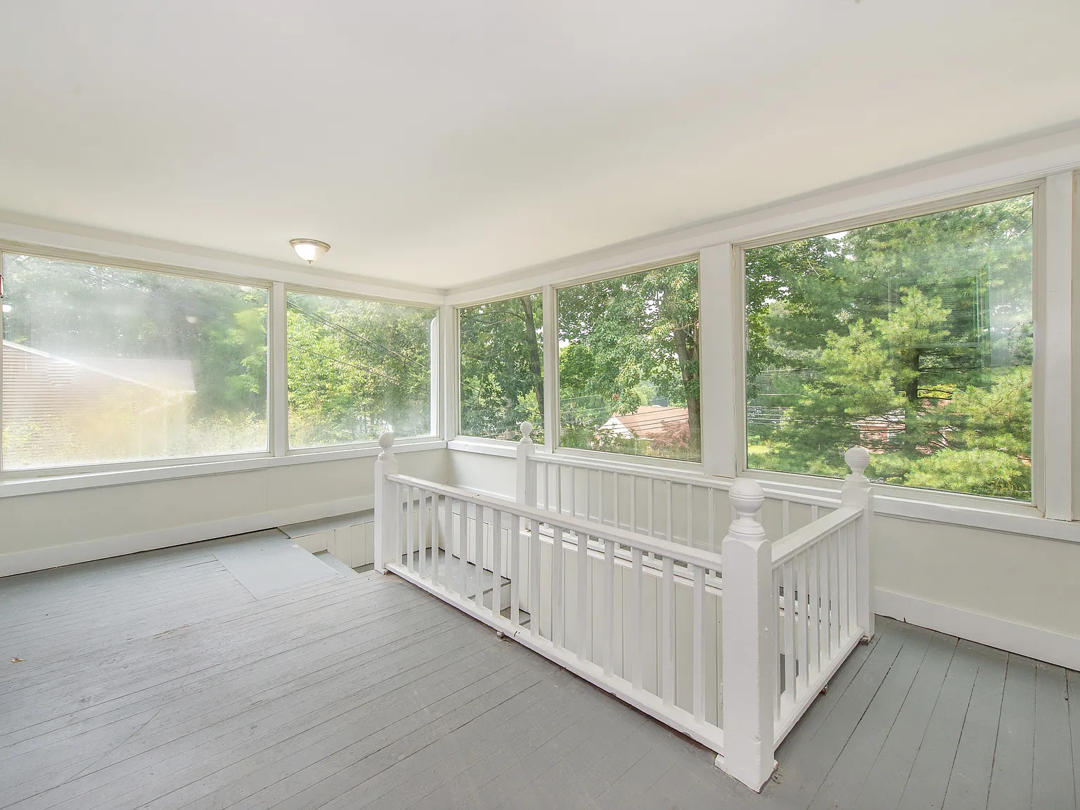 3 bed, $3,900 — Photo 2