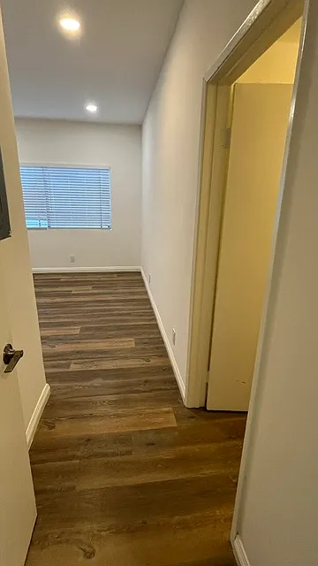 2 bed, 1050 sqft, $2,800 — Photo 2