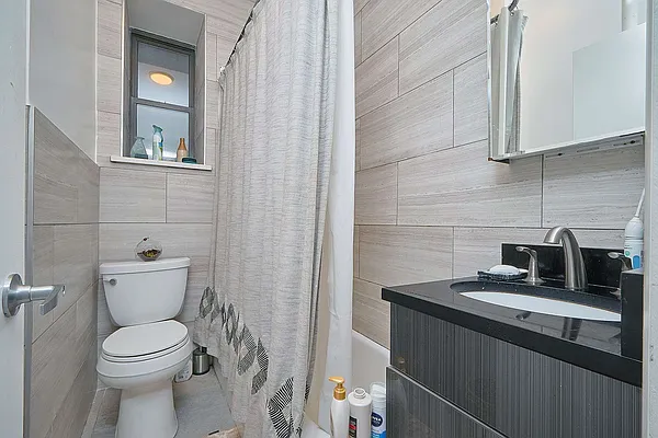 Rented by Compass | media 12