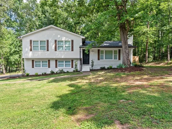 11531 Independence Cir, Duncanville, AL 35456