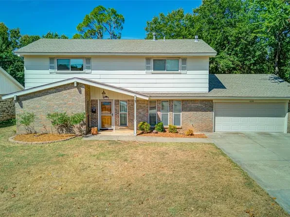 1220 Barkley Ave, Norman, OK 73071