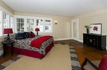 3rd image of 365 Castenada Ave