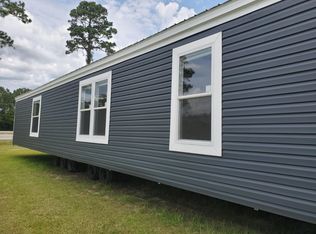 4307 Seapines Dr SE, Southport, NC 28461
