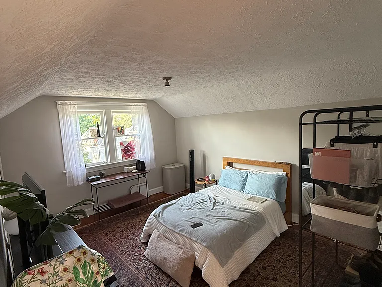 533 Howell Ave #3 — Photo 7