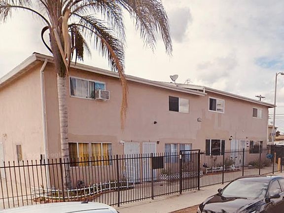 4th image of 12821 S Menlo Ave APT 1