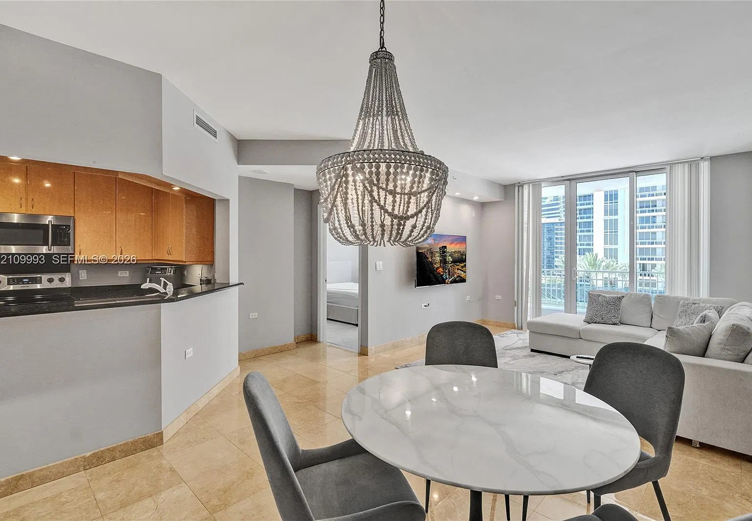 Courts Brickell Key Condo — Photo 4