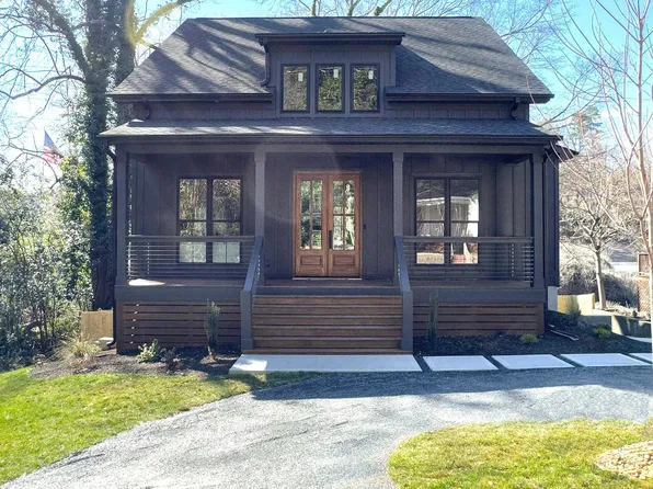 32 Lowndes Hill Rd, Greenville, SC 29607