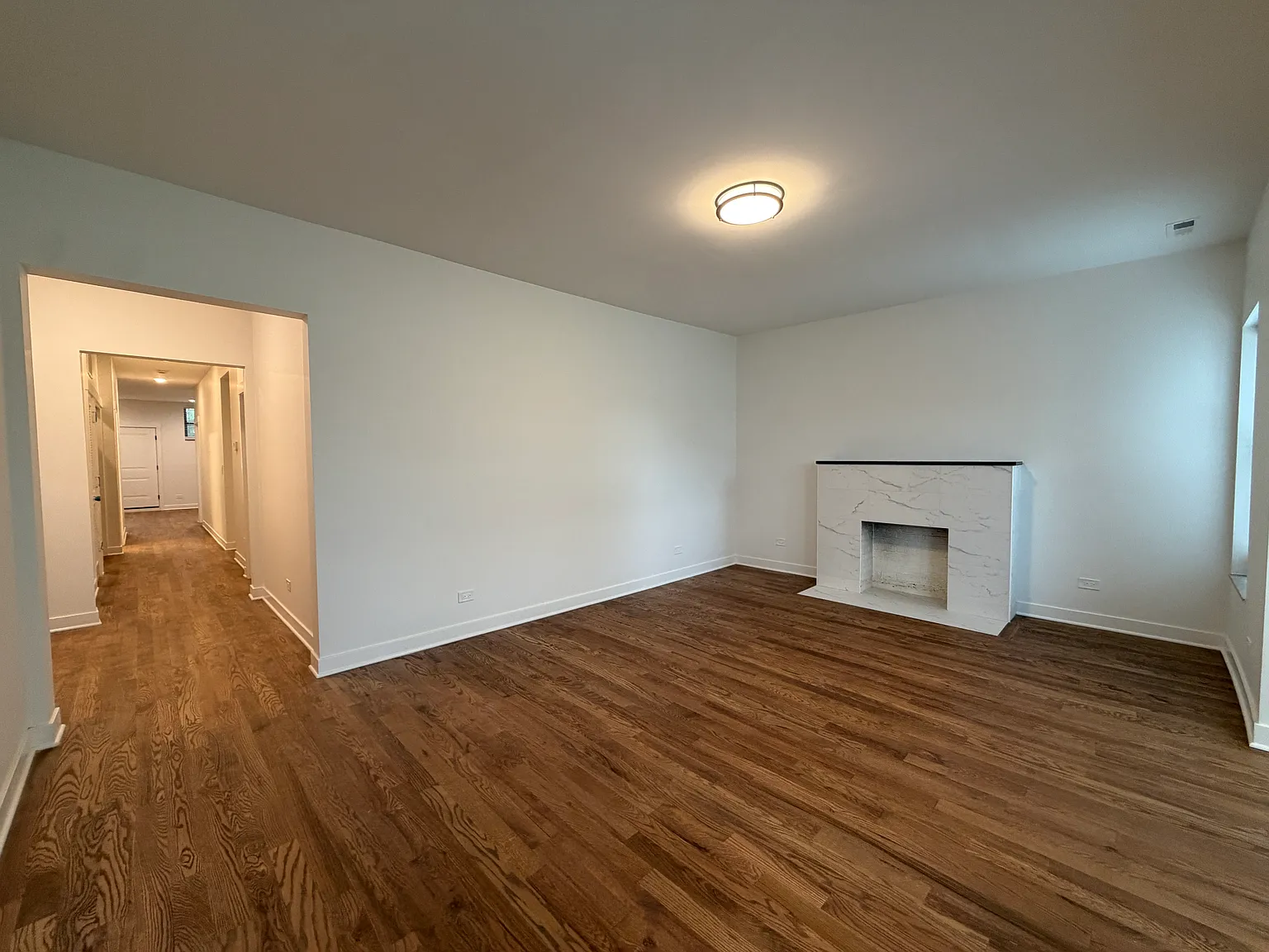 3 bed, 1450 sqft, $2,900 — Photo 2