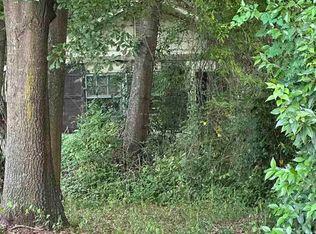 912 W Dixie St, Florence, SC 29501