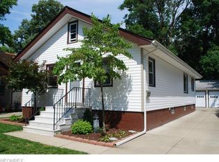 1509 Bidwell Ave, Rocky River, OH 44116
