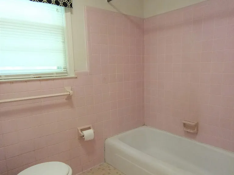 209 Rhoe Cir — Photo 9