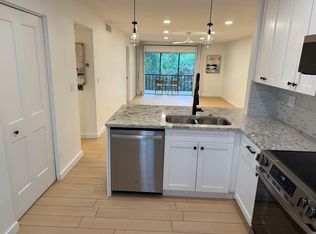 116 Palmetto Ct, Oldsmar, FL 34677