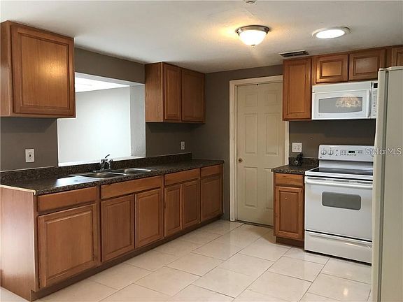 4th image of 6508 Amundson Ct