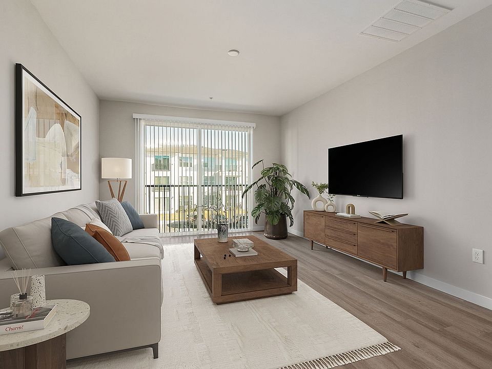 35-web-or-mls-Kitchen.Dining.Living1 (3)