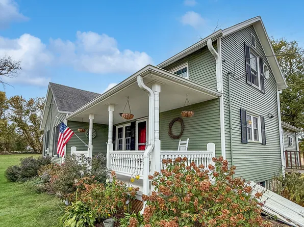 30789-5 Points Rd, Kingston, IL 60145