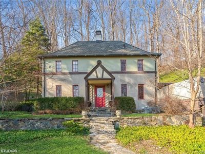 220 Mill River Rd, Chappaqua, NY, 10570