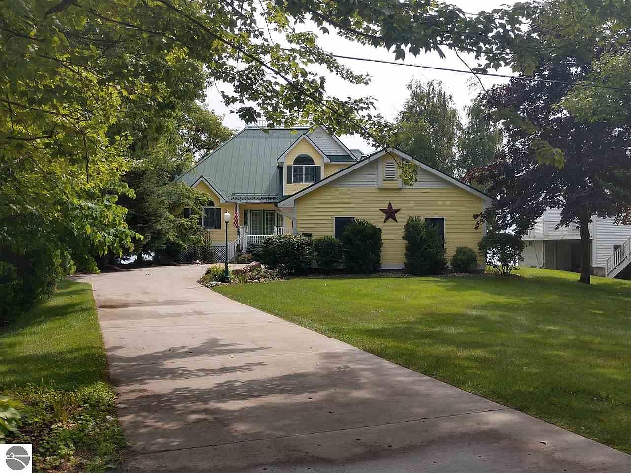 935 S Crescent Ave, Au Gres, MI 48703 Zillow