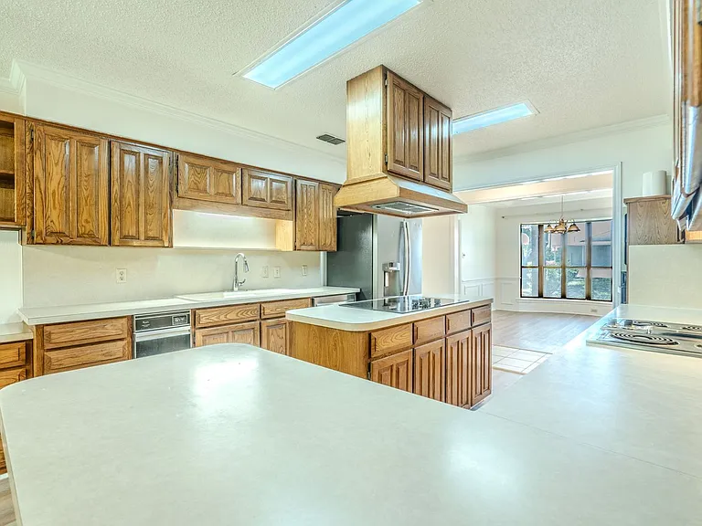 4501 Ridge North Rd — Photo 12