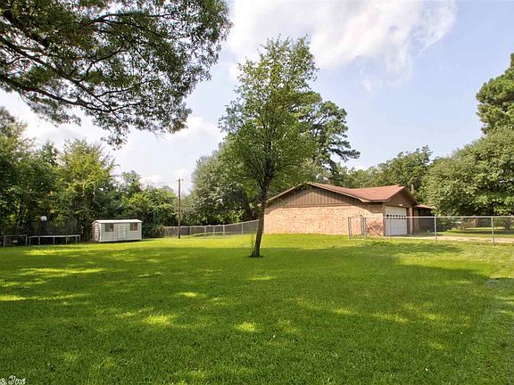 3rd image of 506 Mimosa Dr