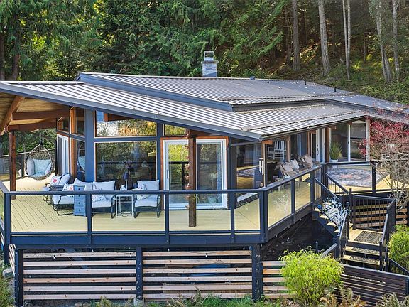 5th image of 6156 Genoa Bay Rd