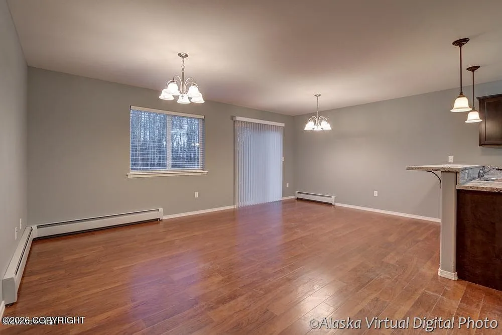 2 bed, 1.5 bath, 1200 sqft, $1,795 — Photo 2