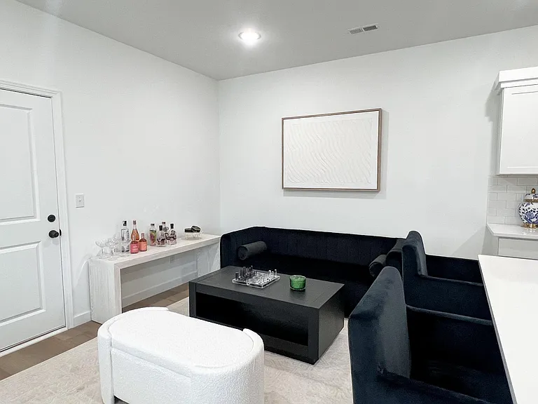 320 Hummingbird Ln — Photo 15