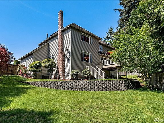 3rd image of 3427 112th Pl SE