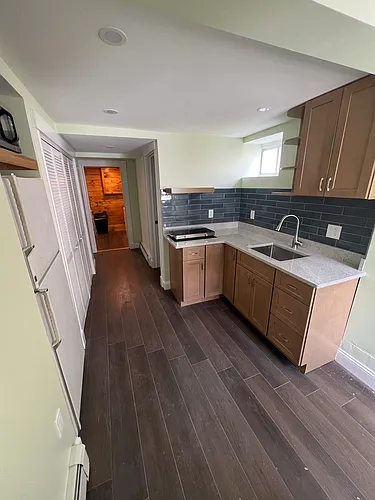 44 Bettinson Ave Photo 1