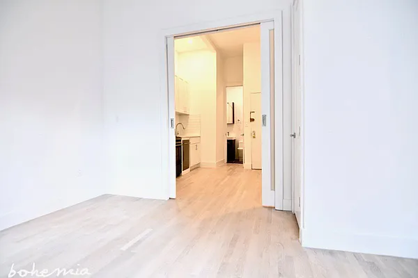 Rented by Bohemia Realty Group | media 13