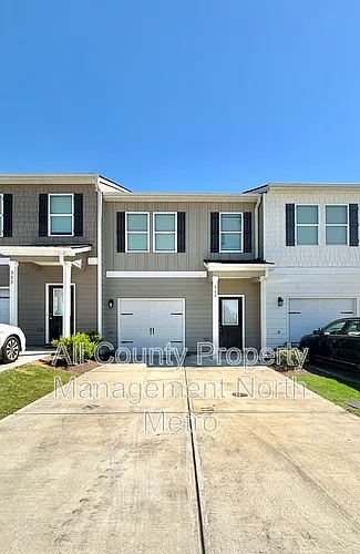 305 Rolling Green Rd Photo 1