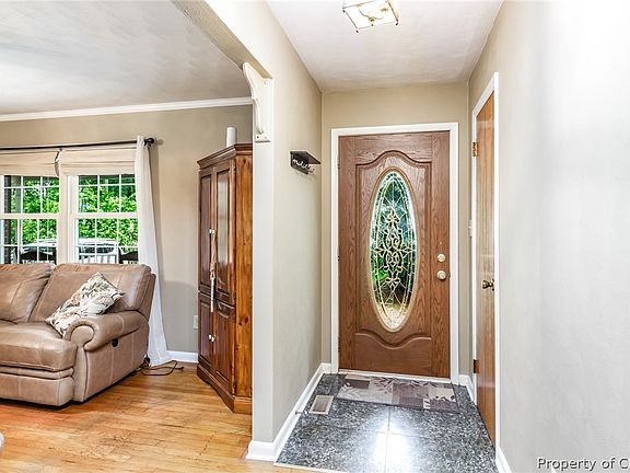 5th image of 103 Heatherwood Ln