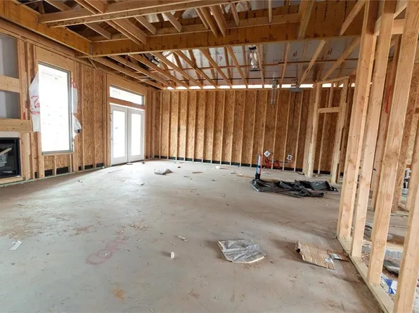 9208 NW 86th St, Yukon, OK 73099