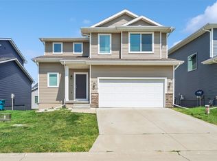 15137 Foxglove Ln, Urbandale, IA 50323