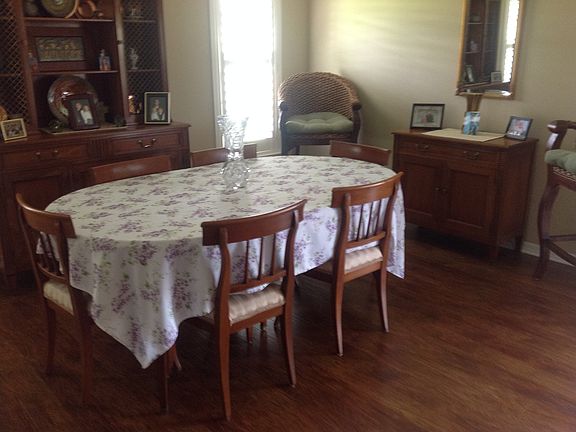 5th image of 1020 Royal Oak Ct