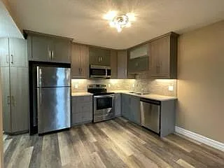 133 Village Road Wellesley — Photo 2