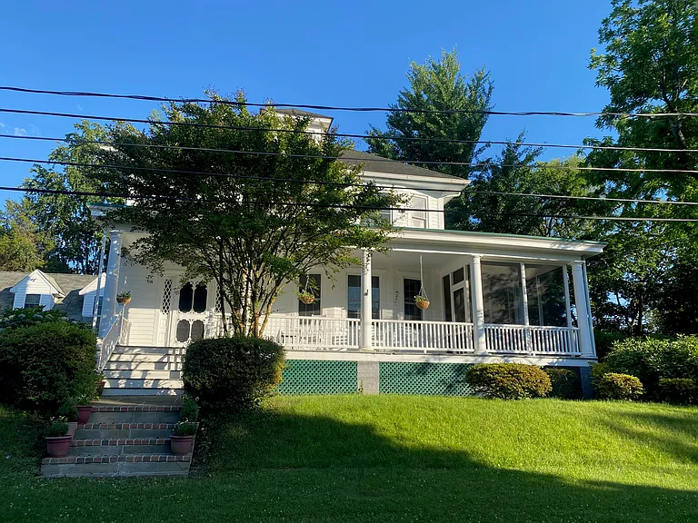 31257 Front St — Photo 1