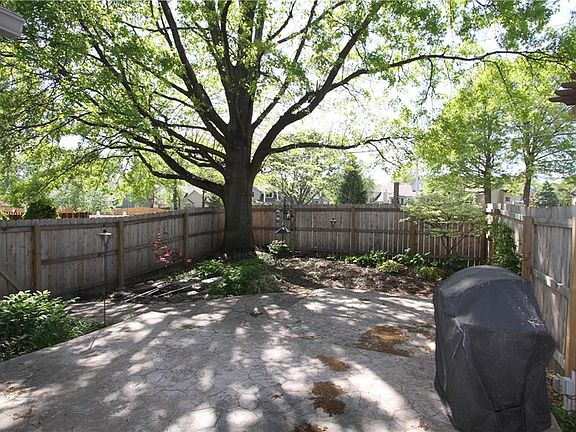 4th image of 11922 Mackey St