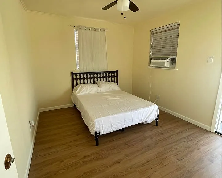 336 Harding St #C — Photo 9