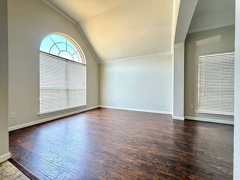 4308 Linda Kay Ln — Photo 4