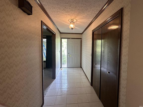 2nd image of 1905 N Berkley Ct