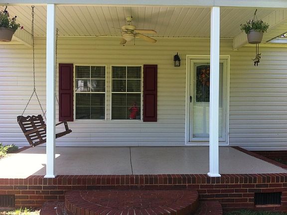3rd image of 180 Rollingwood Dr