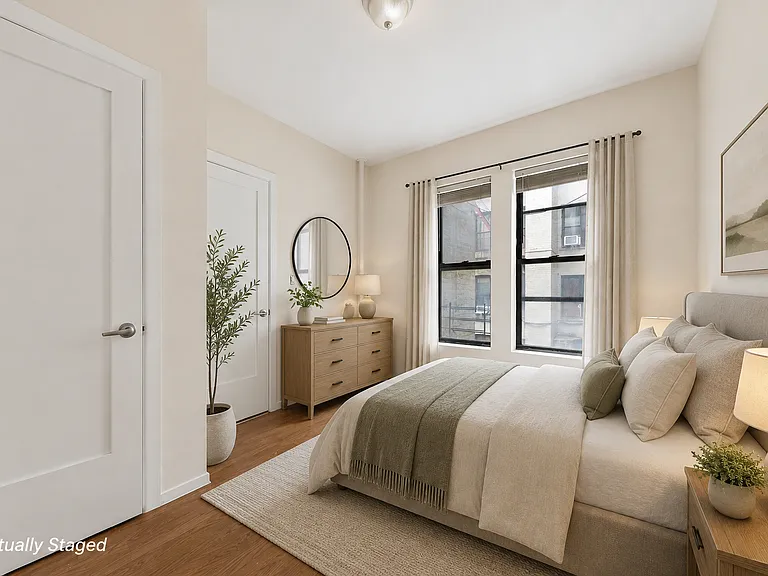 171 Meserole St #6 — Photo 3