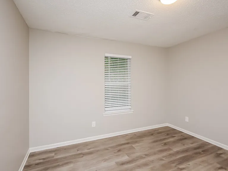 3730 Rhoanoke Ct — Photo 14