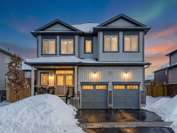 11 Middleton Dr, Wasaga Beach, ON L9Z 0G8