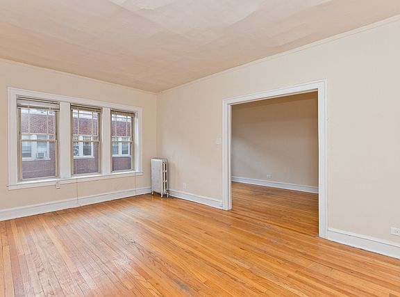 4th image of 1335.5 W Touhy Ave #3S