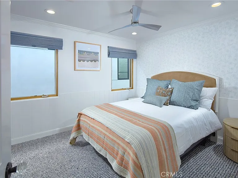 1311 W Bay Ave — Photo 13